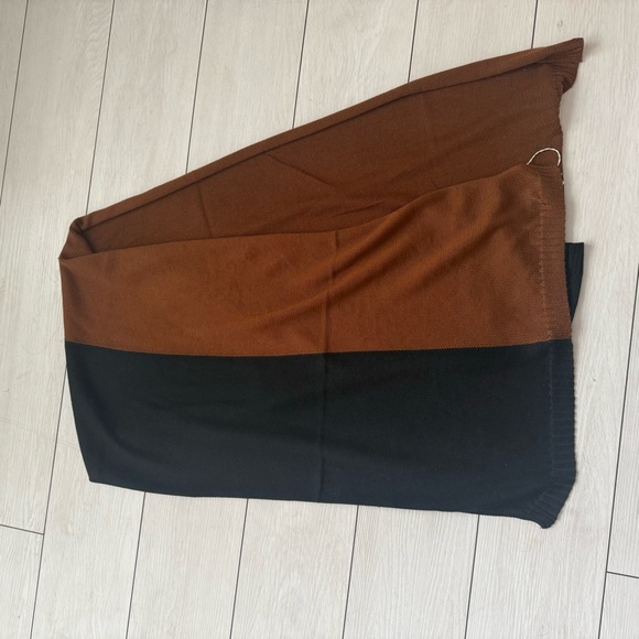 NWT Women’s Summersalt Two Toned Scarf - Picture 6 of 6